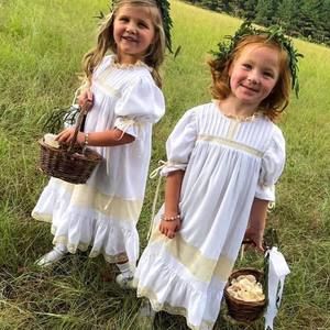 Meet your Posher, Lynn w.